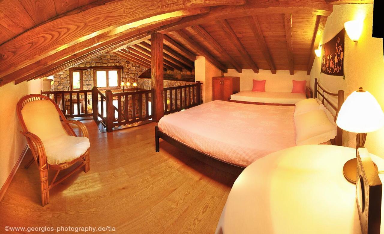 Kamares House Apartments & Studios Вурвуру Екстериор снимка